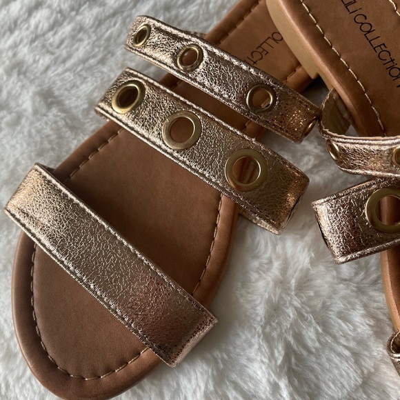 Lili Collection sandal, Gold, Size 5 - Picture 2 of 9